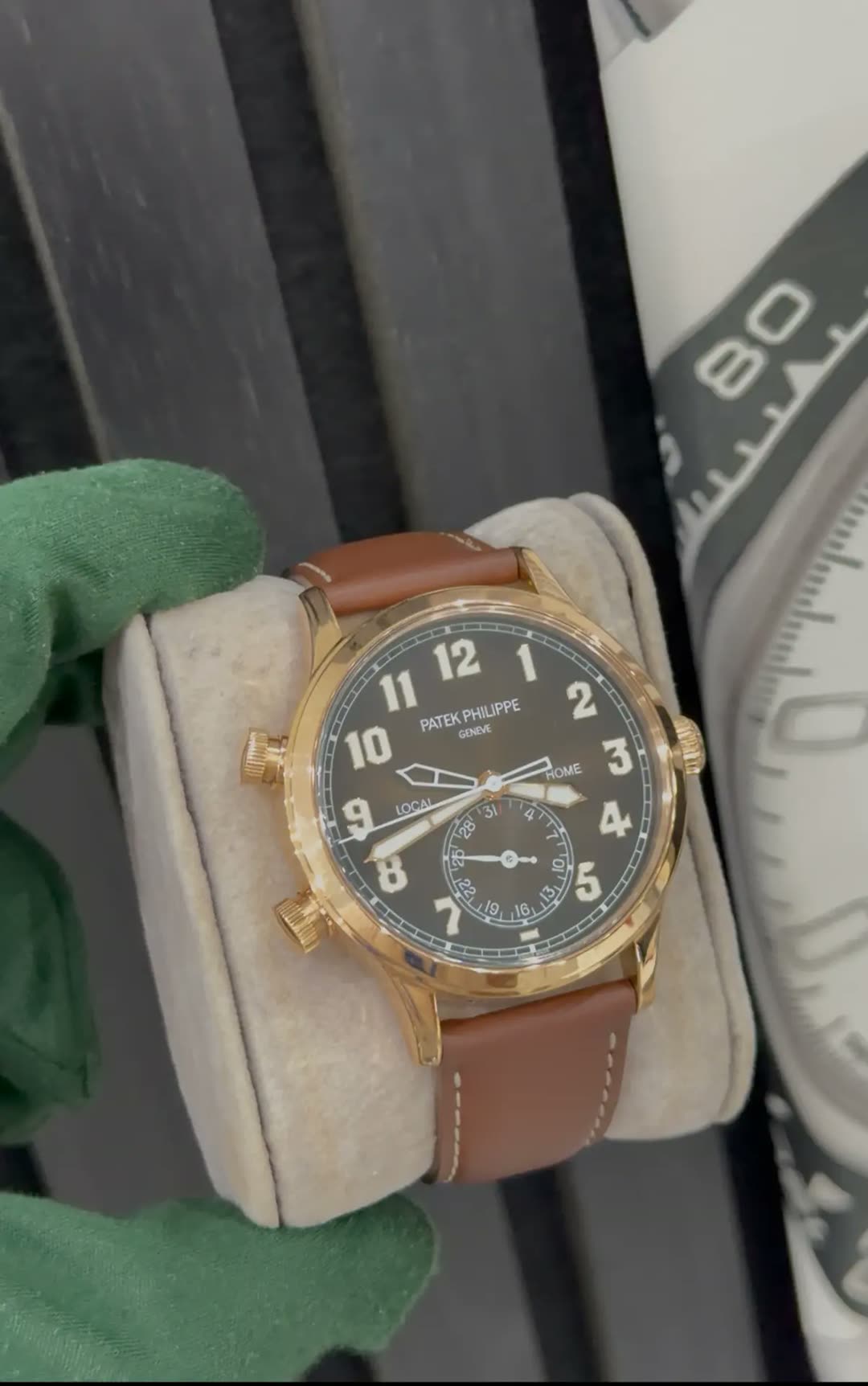 Patek Philippe Calatrava Pilot Travel Time 5524R